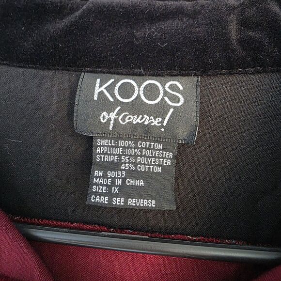 Koos Of Course Womens 1X Velvet Top Tunic Burgundy Black Cactus Gothic Button - Picture 6 of 8